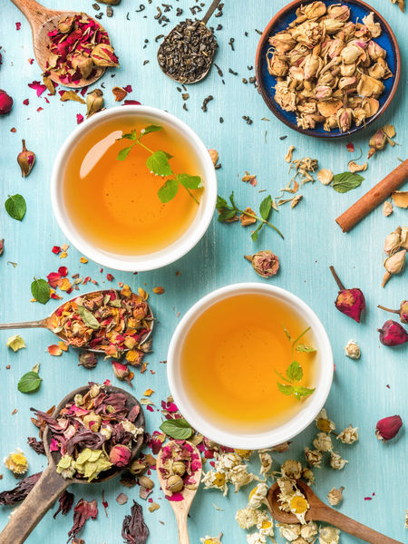For body fat and “perceived” body fat, true teas from Camellia sinensis help reduce inflammation through their polyphenol content, while many herbal varieties boast anti-inflammatory properties.