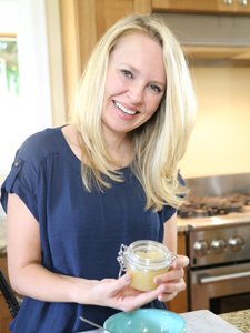 Try using a mixture of salt and loose tea to create a soothing bath soak, or add a little oil to the mixture for a rejuvenating salt scrub like the one that author and soapmaker Anne-Marie Faiola is holding here.