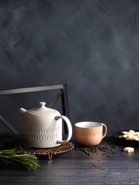 Do you incorporate a tea pot in your ritual? Featured here is a fine pairing of tea-ware from Masters Teas.