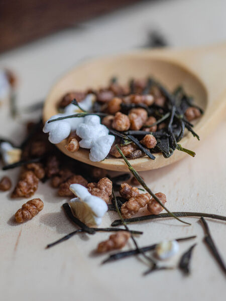 The First Flush (or Ichiban-cha) is harvested in spring starting in April, with the earliest harvested leaves being the rarest and best like Shincha Genmaicha.