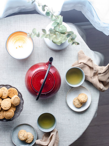 These cookies will hit the spot - buttery and rich with a hint of tea flavor. These cookies also include real tea leaves, which adds to their unique flavor. Grab a bag and it'll be sure to become a hit at your next tea party or afternoon tea!