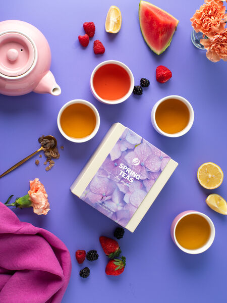 The birds are chirping, the winds are blowing, and the flowers are coming back to life. Spring is in the air and with it our collection of Spring teas to help you embrace the enchantment of the season. This set contains four sample sizes of loose tea.