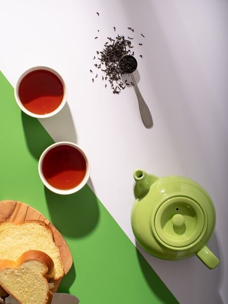 Afternoon or High Tea: What's the Difference? Our Irish Breakfast tea is a robust blend of black teas from Ceylon (Sri Lanka) and Assam (India), perfect for starting your day. It combines the citrusy brightness of Ceylon with the malty richness of Assam, offering a spicy and jammy aroma with a brisk, malty flavor. Enjoy it plain or with milk, as it remains one of Adagio's most popular teas.