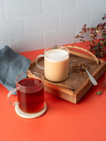Best Herbal Teas for Sleep and Relaxation Rooibis the rooibos. Naturally caffeine-free for an anytime treat. We suggest two heaping teaspoons per 8 oz cup. Sugar, cream or soy if desired.