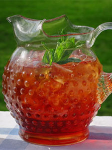 Cool Tea Ideas for Hot Summer Parties Refreshing drinks for your summer celebrations