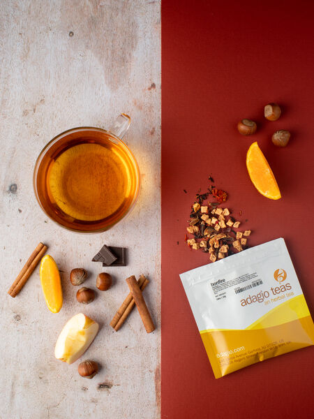 Crisp autumn nights call for warmth and comfort and little can better provide them than an autumn bonfire. Behold our bonfire blend: Lapsang Souchong black tea and red peppercorn offer hints of smoke and the flickering spark of heat. A perfect cup for fireside enjoyment or downtime dreaming.